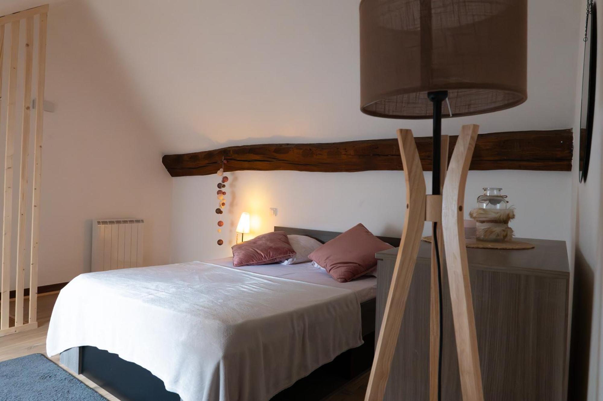 Appartement Au Centre Ville Historique Le Vieux Langres Ngoại thất bức ảnh